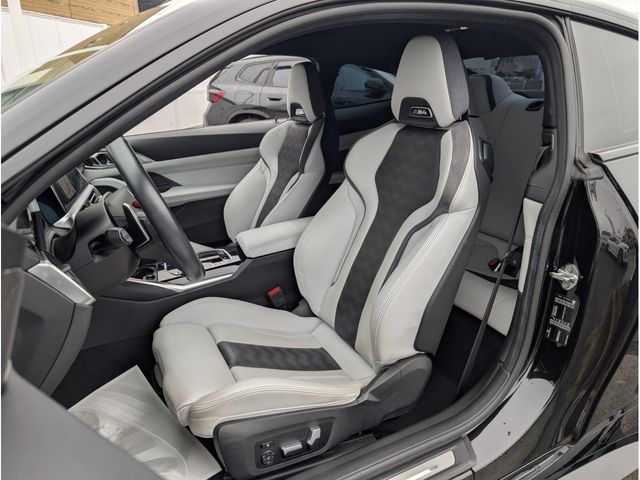 BMW M4 2021 Image 31