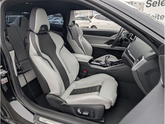 BMW M4 2021 Image 31