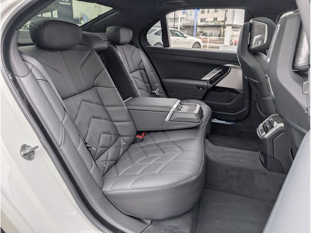 BMW 7SERIES 2025 Image 31