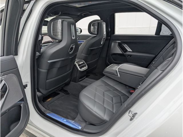 BMW 7SERIES 2025 Image 31