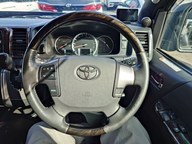 TOYOTA HIACE VAN 2WD 2018 Image 31