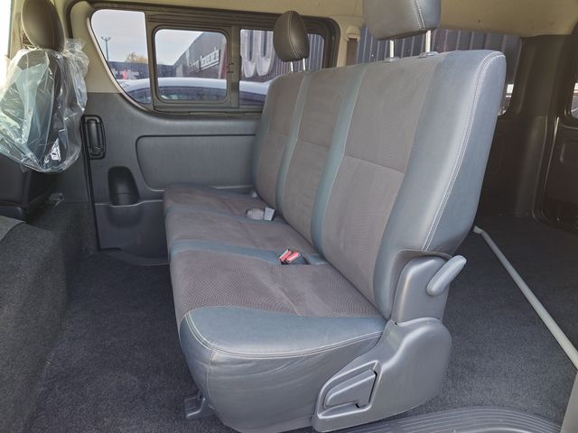 TOYOTA HIACE VAN 2WD 2018 Image 31