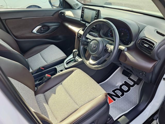 TOYOTA YARIS CROSS HYBRID 2023 Image 31