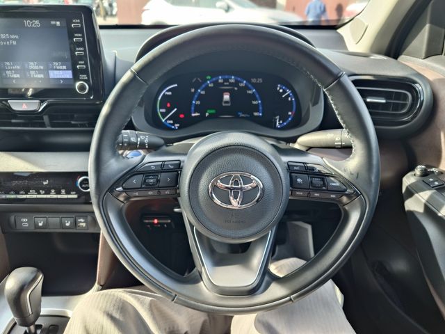 TOYOTA YARIS CROSS HYBRID 2023 Image 31