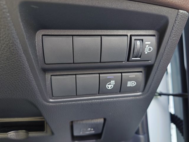 TOYOTA YARIS CROSS HYBRID 2023 Image 31