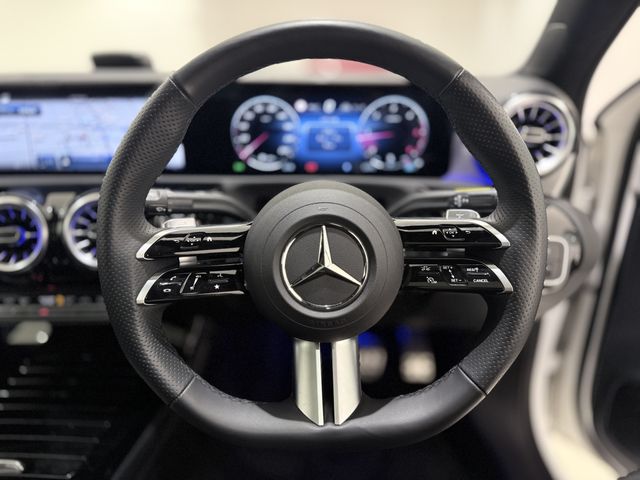 MERCEDES BENZ A CLAS 2025 Image 31