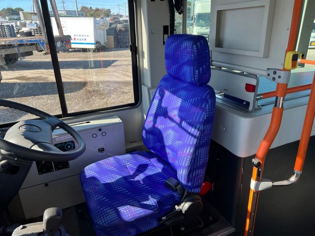 ISUZU ERGA 2019 Image 31