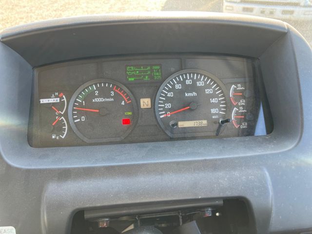 ISUZU ERGA 2019 Image 31