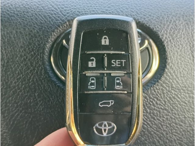 TOYOTA ALPHARD 2020 Image 31