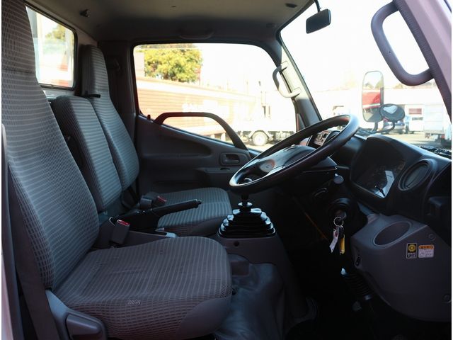 TOYOTA DYNA 2017 Image 31