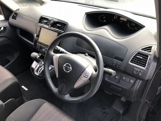 NISSAN SERENA  S-HYBRID 2014 Image 31