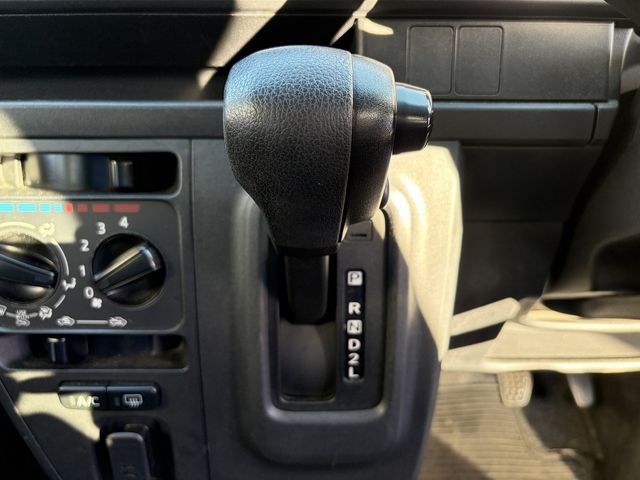 TOYOTA PIXIS VAN 2021 Image 31