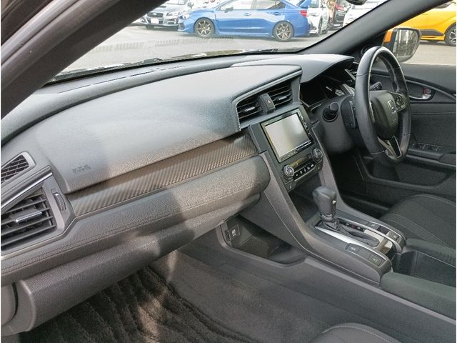 HONDA CIVIC HATCHBACK 2019 Image 31