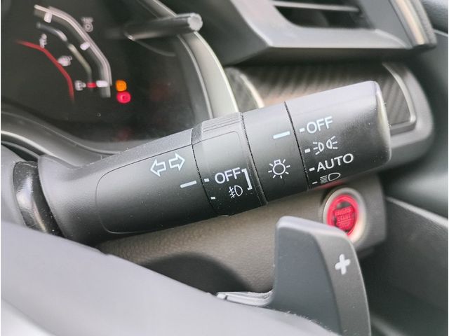 HONDA CIVIC HATCHBACK 2019 Image 31