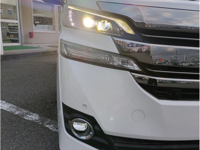 TOYOTA VELLFIRE 2017 Image 31