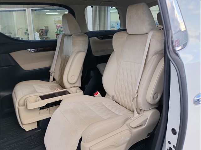 TOYOTA VELLFIRE 2017 Image 31