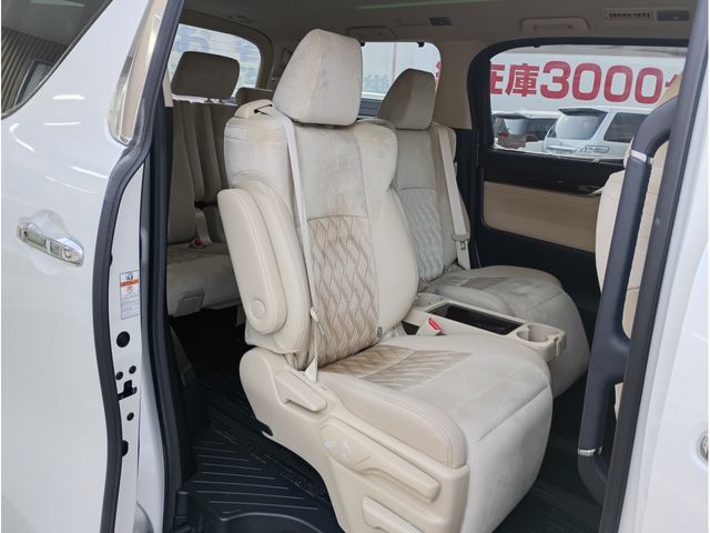 TOYOTA VELLFIRE 2017 Image 31