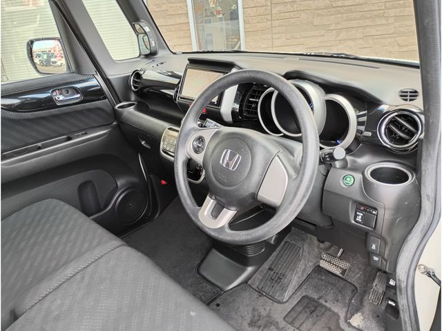 HONDA N BOX CUSTOM 2014 Image 31