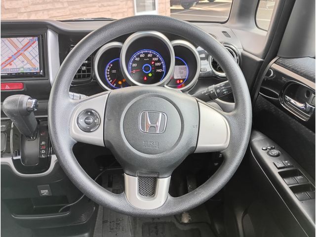 HONDA N BOX CUSTOM 2014 Image 31