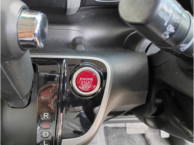 HONDA N BOX CUSTOM 2014 Image 31