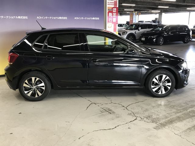 VOLKSWAGEN POLO 2018 Image 31