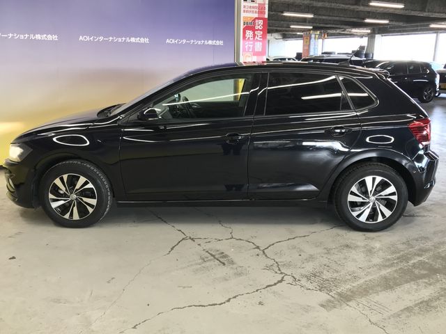 VOLKSWAGEN POLO 2018 Image 31