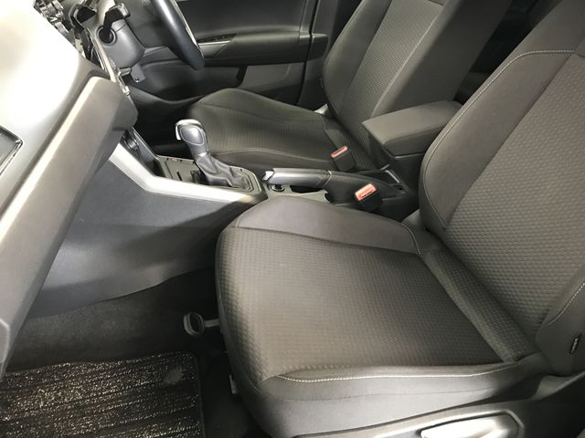 VOLKSWAGEN POLO 2018 Image 31