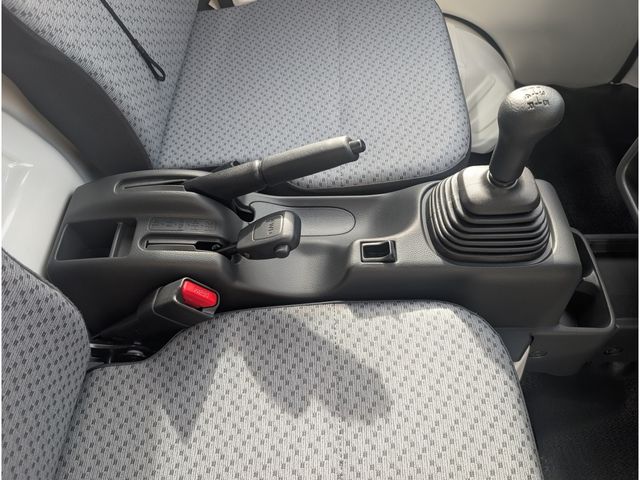 SUZUKI CARRY TRUCK 4WD 2025 Image 31