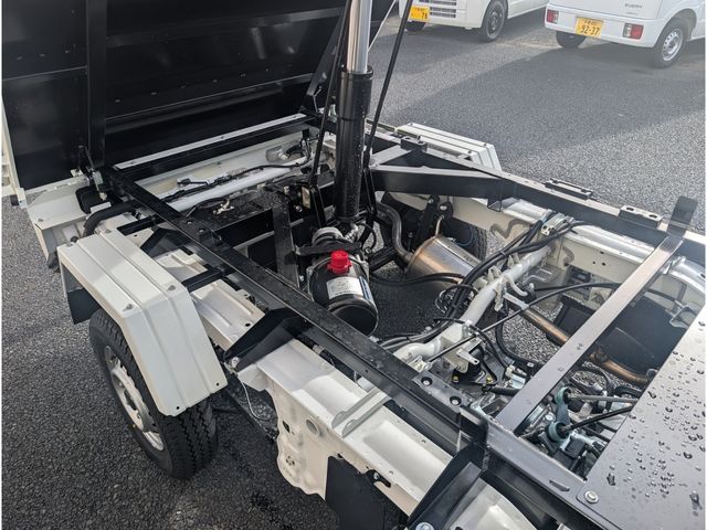 SUZUKI CARRY TRUCK 4WD 2025 Image 31