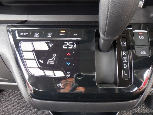 NISSAN ROOX 2023 Image 31