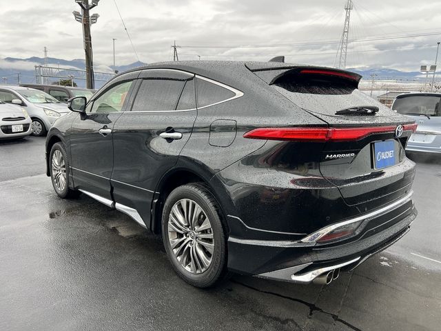 TOYOTA HARRIER HYBRID 2021 Image 31