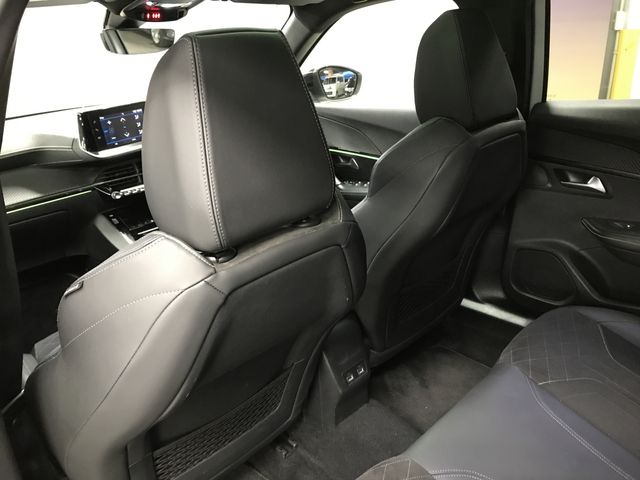 PEUGEOT 2008 2020 Image 31
