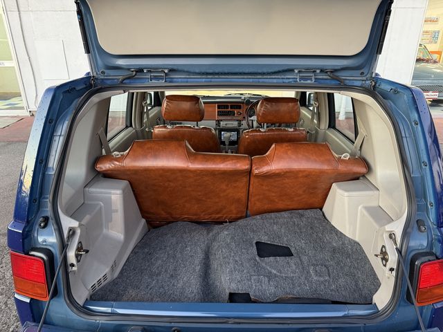 NISSAN RASHEEN 1996 Image 31