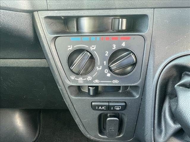 DAIHATSU HIJET CARGO 4WD 2020 Image 31