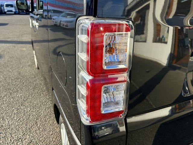 DAIHATSU WAKE 2021 Image 31