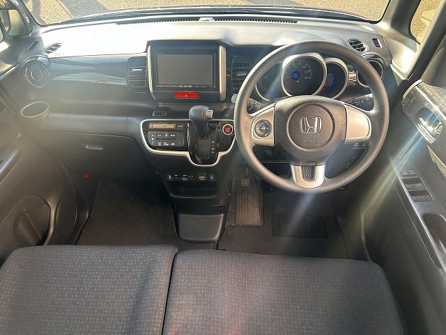 HONDA N BOX CUSTOM 2016 Image 31