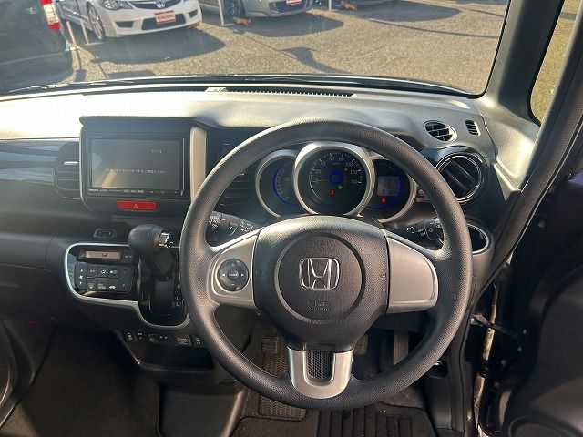 HONDA N BOX CUSTOM 2016 Image 31