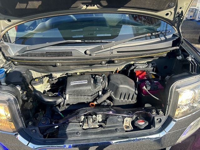 HONDA N BOX CUSTOM 2016 Image 31