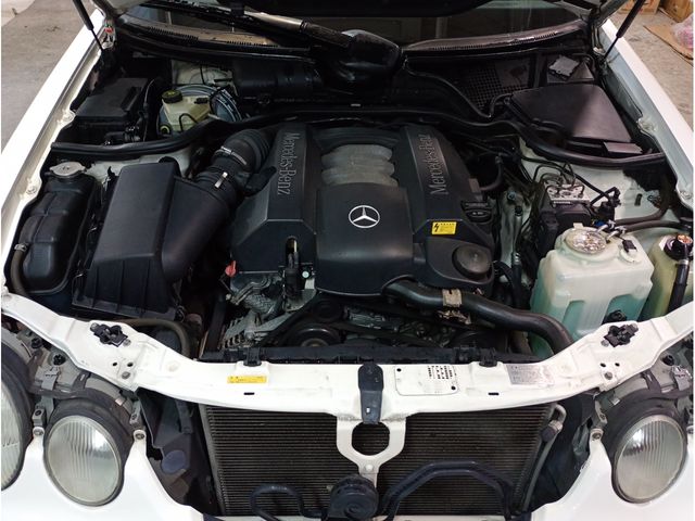 MERCEDES BENZ E CLAS 2003 Image 31