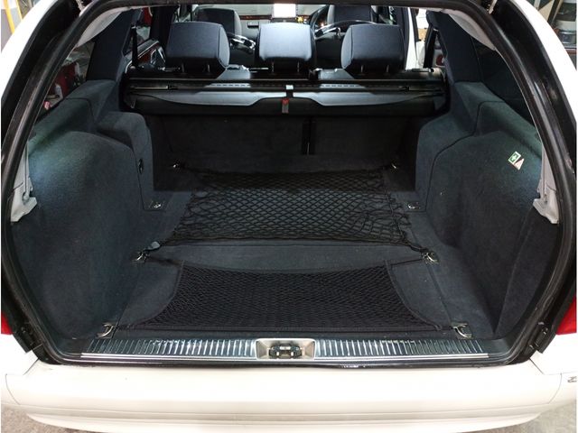 MERCEDES BENZ E CLAS 2003 Image 31