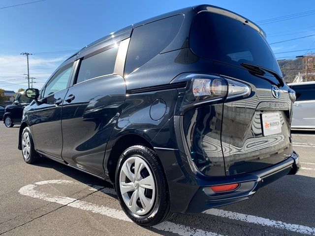 TOYOTA SIENTA HYBRID 2020 Image 31