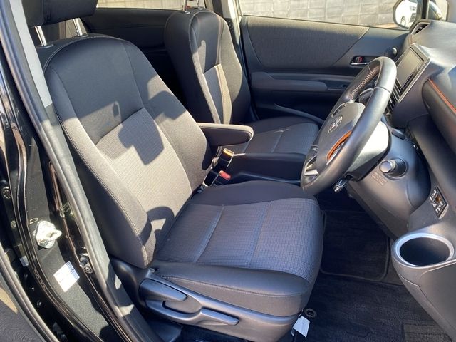 TOYOTA SIENTA HYBRID 2020 Image 31