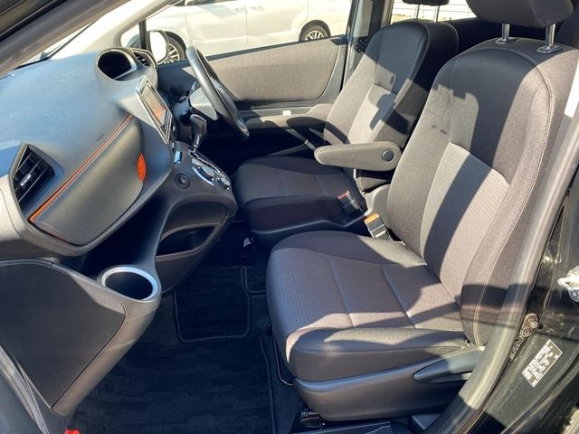 TOYOTA SIENTA HYBRID 2020 Image 31