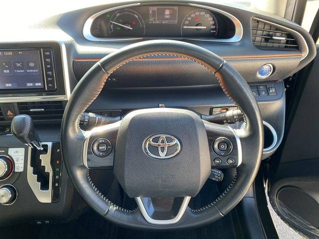 TOYOTA SIENTA HYBRID 2020 Image 31