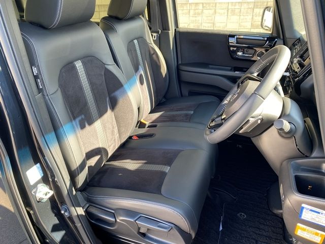 HONDA N BOX CUSTOM 2021 Image 31