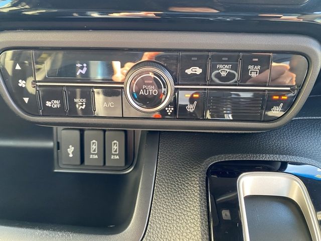 HONDA N BOX CUSTOM 2021 Image 31