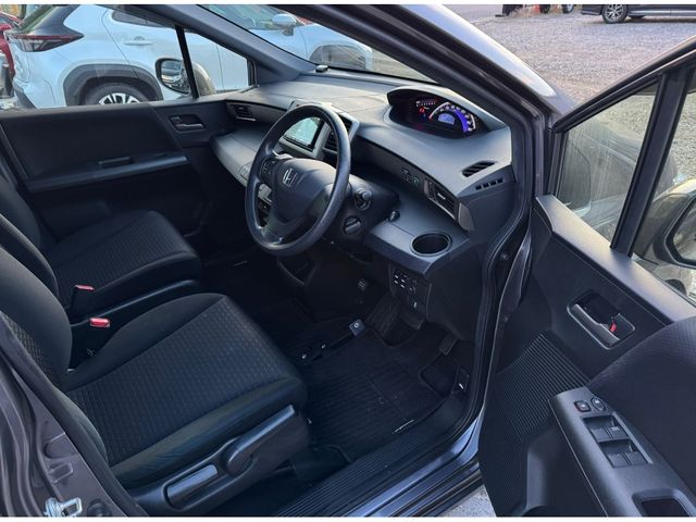 HONDA FREED SPIKE 2013 Image 31