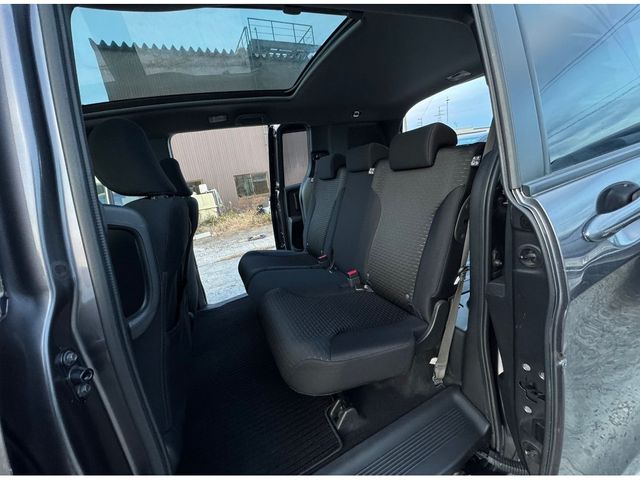 HONDA FREED SPIKE 2013 Image 31