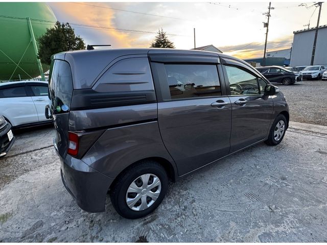 HONDA FREED SPIKE 2013 Image 31