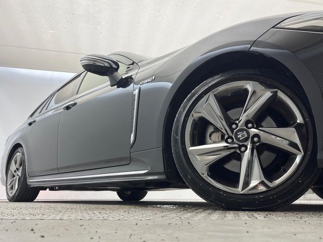 TOYOTA CROWN SEDAN HYBRID 2019 Image 31